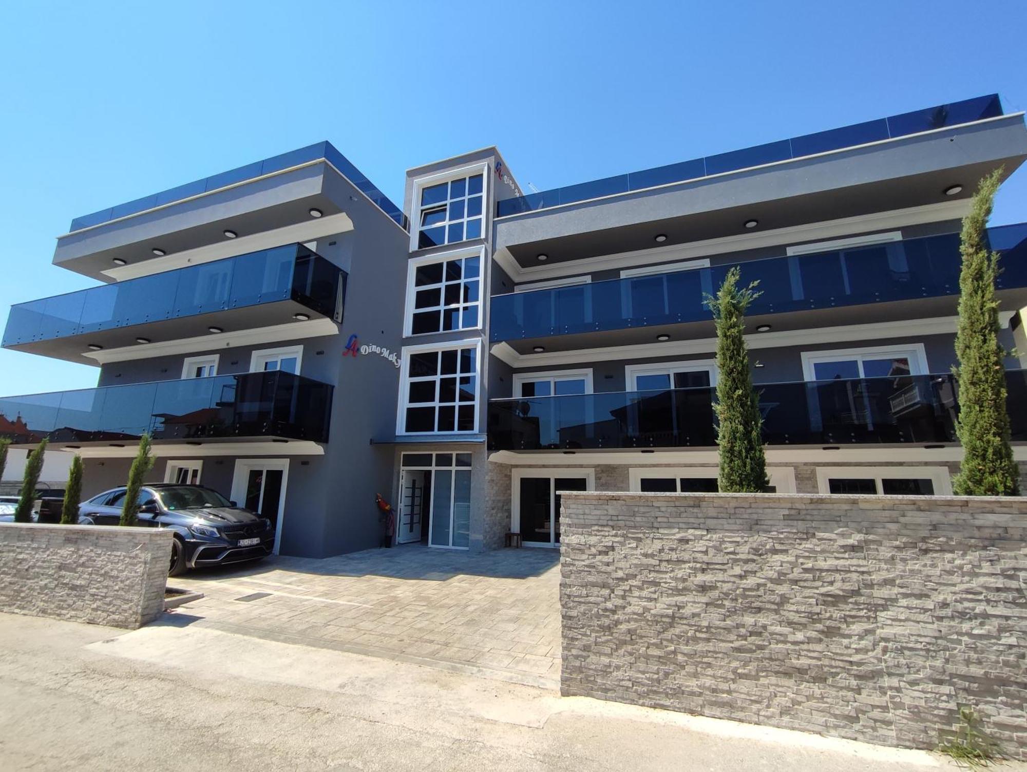 Luxury Apartments-La Dino Maky Vodice Exterior photo