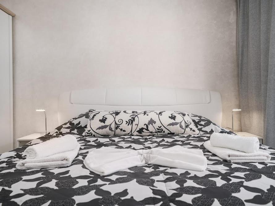 Luxury Apartments-La Dino Maky Vodice Room photo